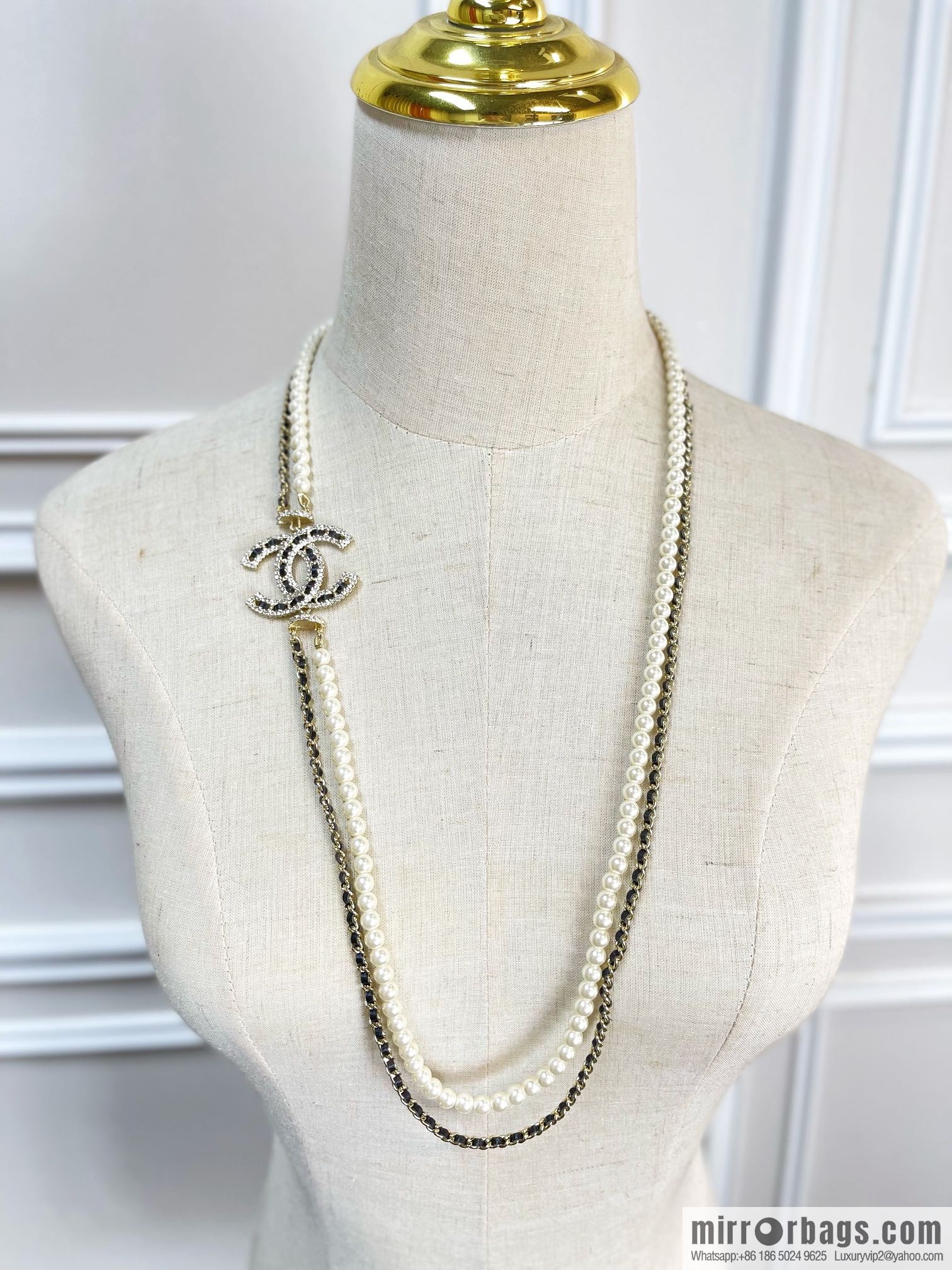 CHANEL Chanel Double C Black Leather Rope Double Pearl Necklace Sweater Chain