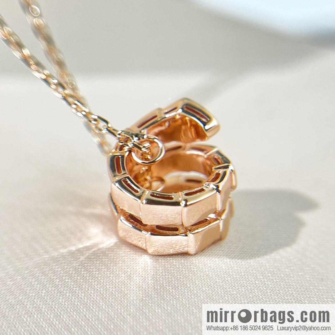 BVLGARI Bulgari classic snake bone pink diamond necklace