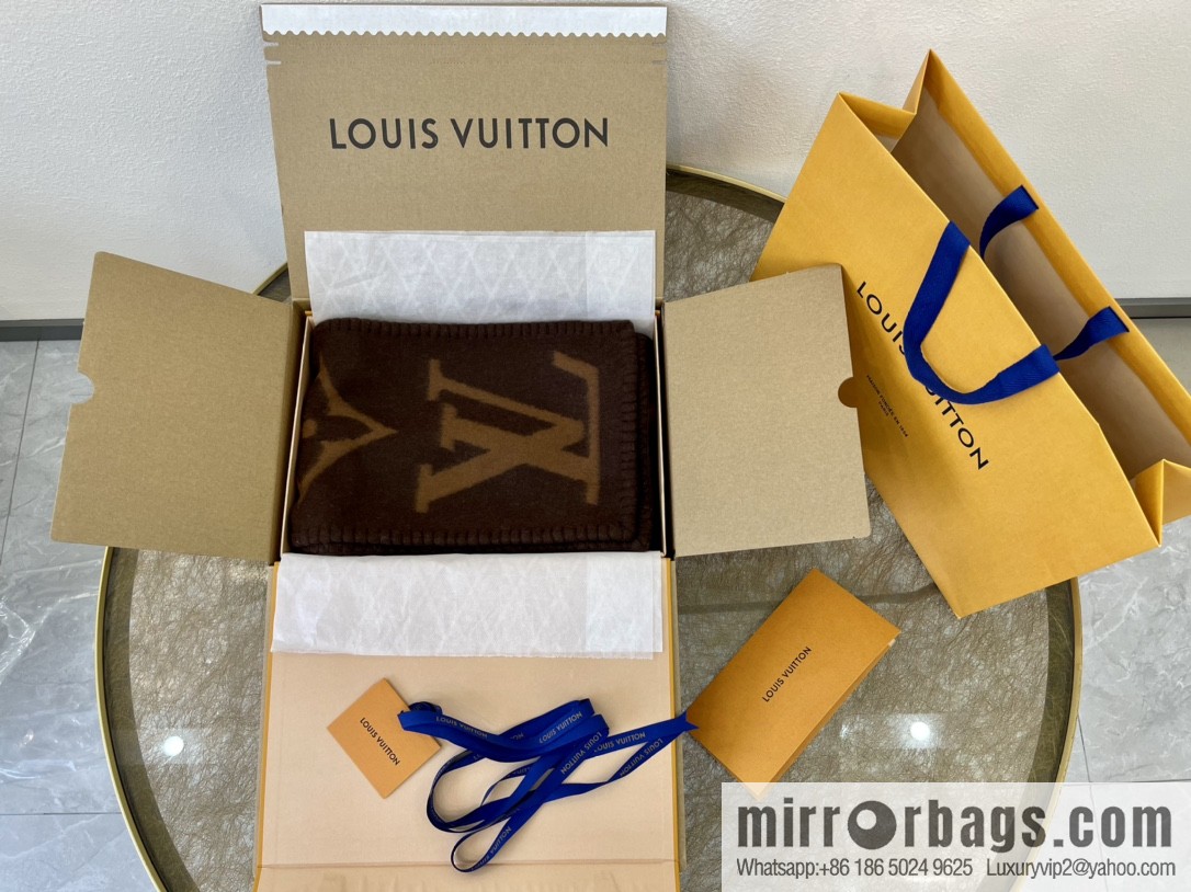 LV Louis Vuitton fully handmade hemming 100% cashmere scarf M77379