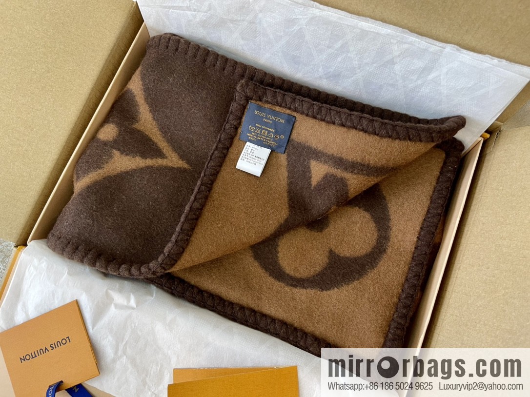 LV Louis Vuitton fully handmade hemming 100% cashmere scarf M77379