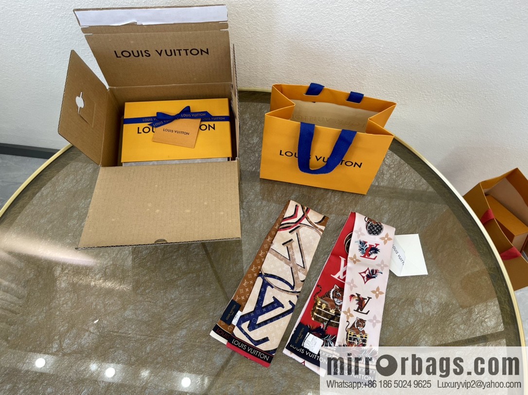 LV Louis Vuitton 100% Silk Precious Tiger Band M77326