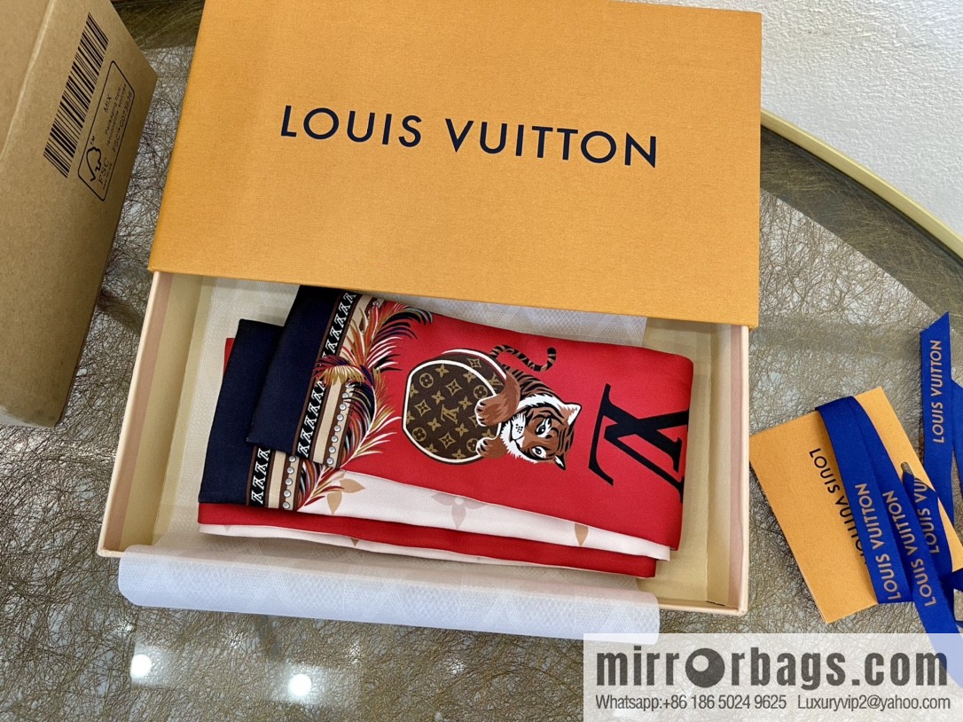 LV Louis Vuitton 100% Silk Precious Tiger Band M77326
