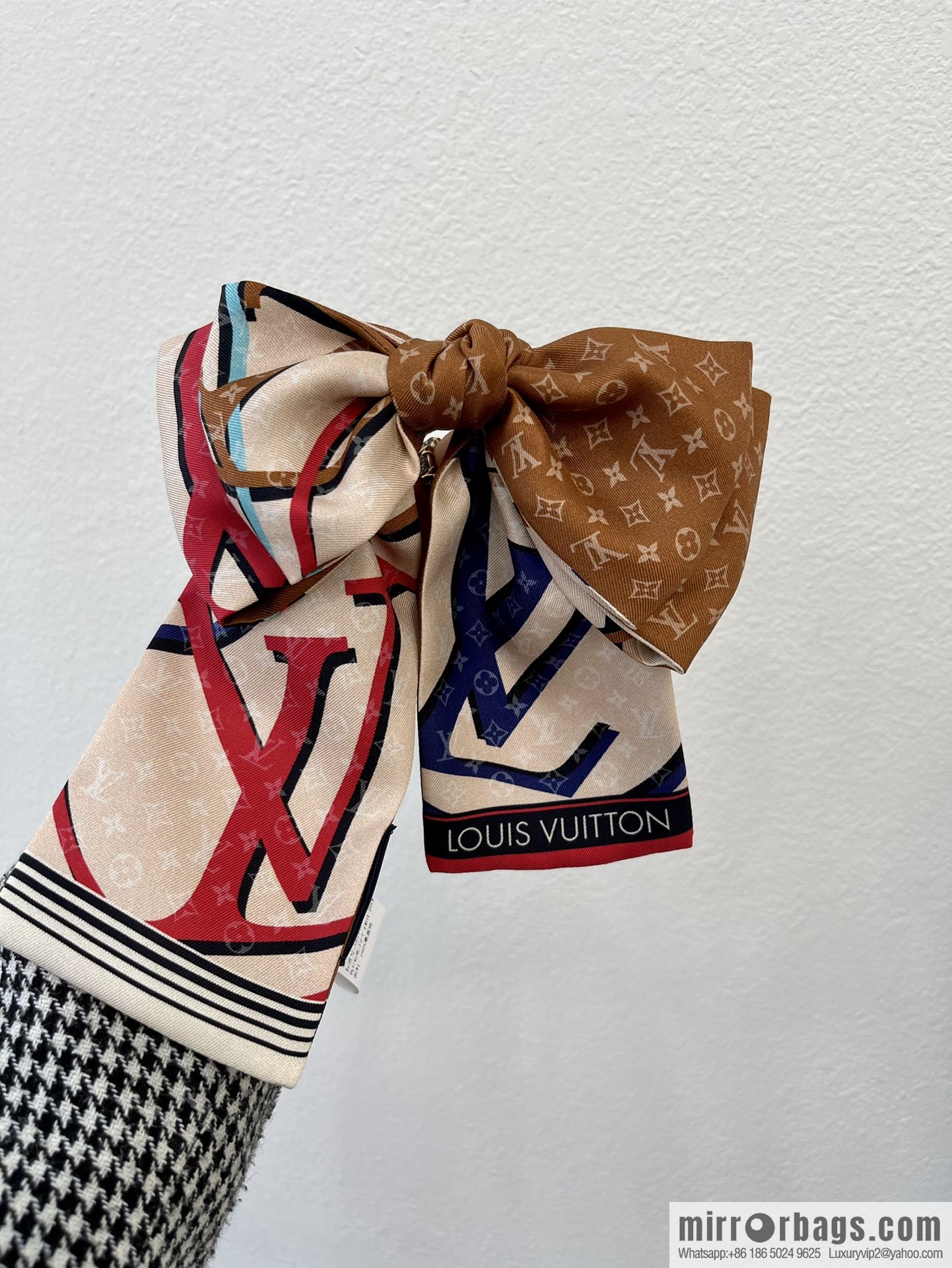 LV Louis Vuitton Planet silk headband M77319