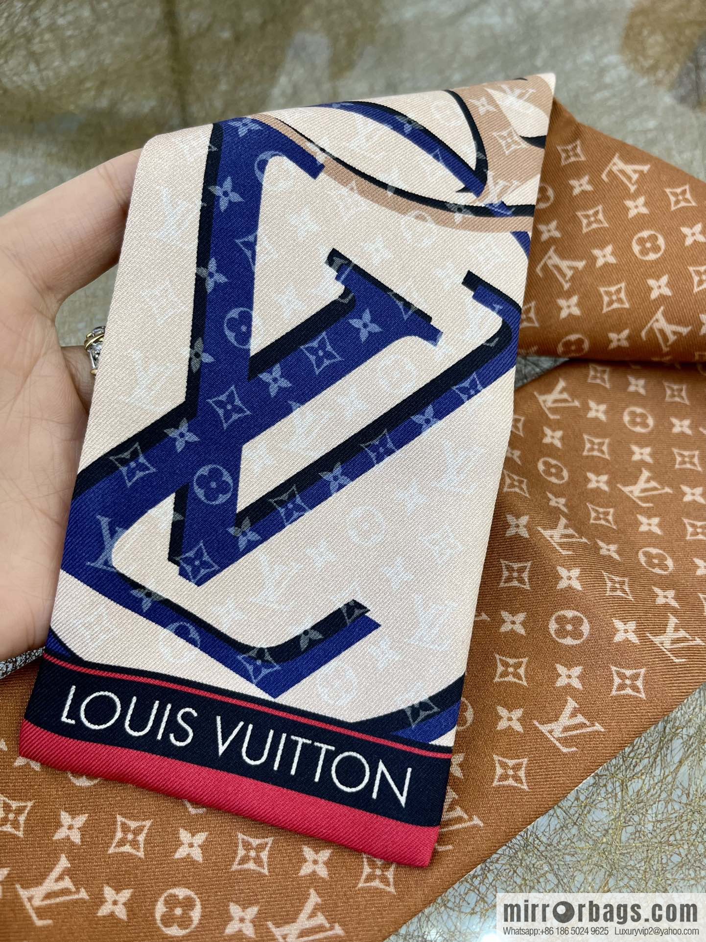 LV Louis Vuitton Planet silk headband M77319