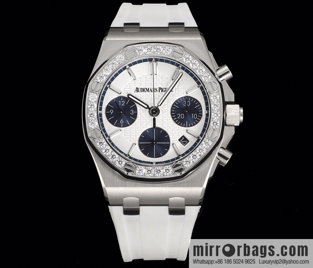 The new AP Audemars Piguet Royal Oak women's multi-function chronograph mechanical watch