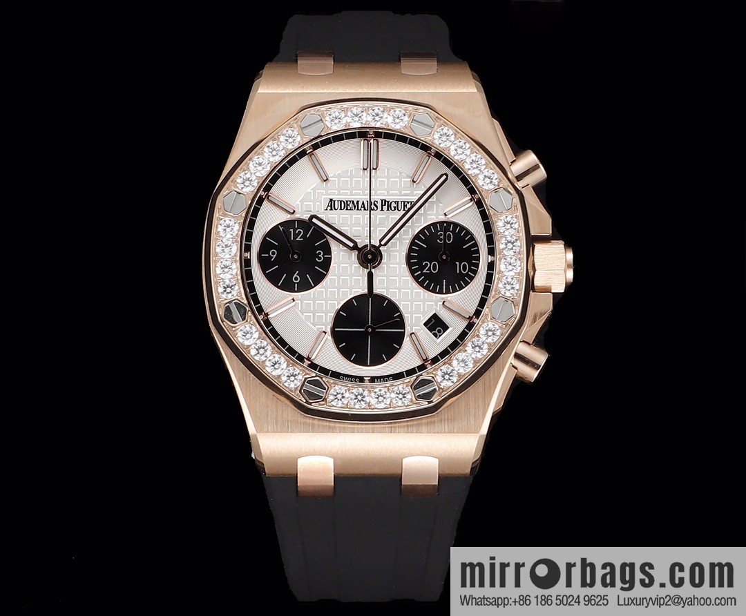 The new AP Audemars Piguet Royal Oak women's multi-function chronograph mechanical watch