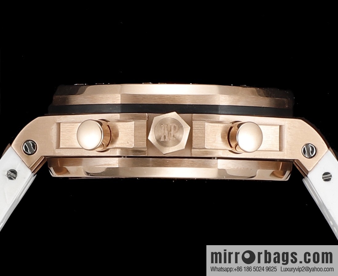 The new AP Audemars Piguet Royal Oak women's multi-function chronograph mechanical watch