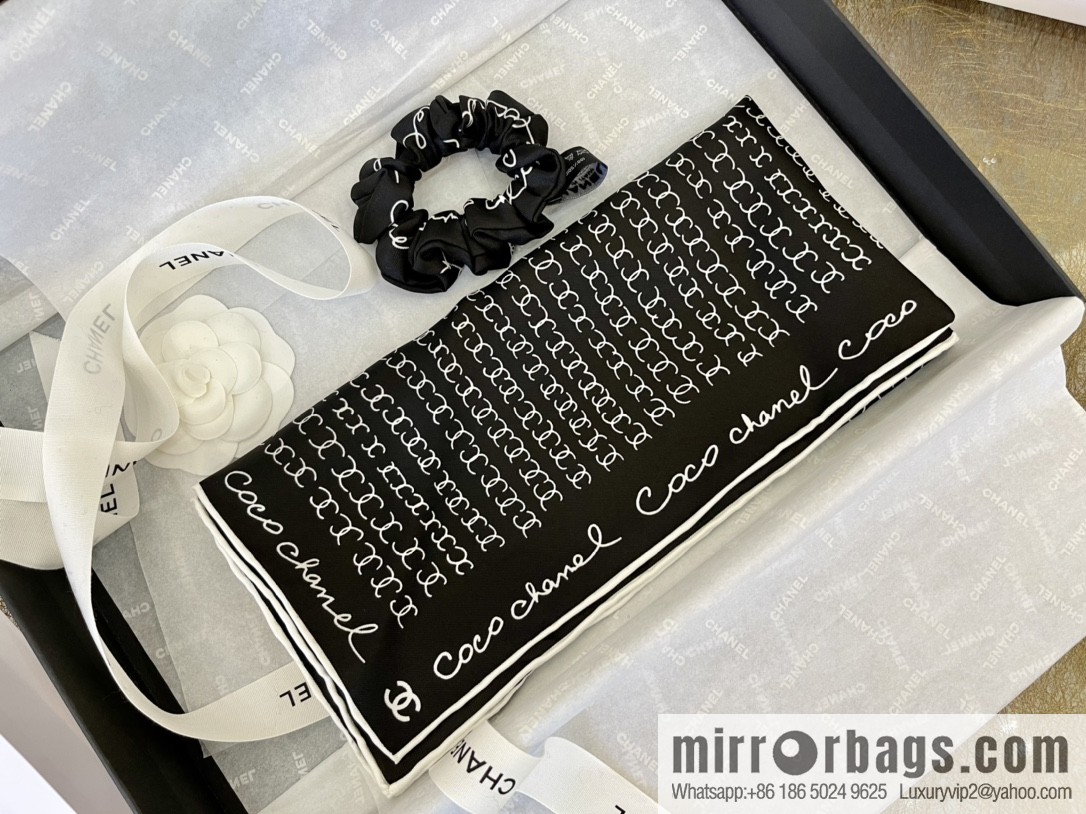 CHANEL CHANEL CC Letter 100% Silk Small Square
