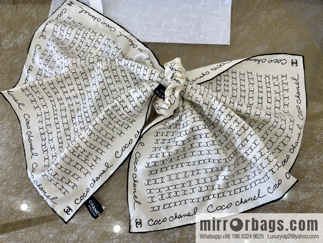 CHANEL CHANEL CC Letter 100% Silk Small Square