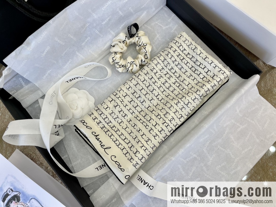 CHANEL CHANEL CC Letter 100% Silk Small Square