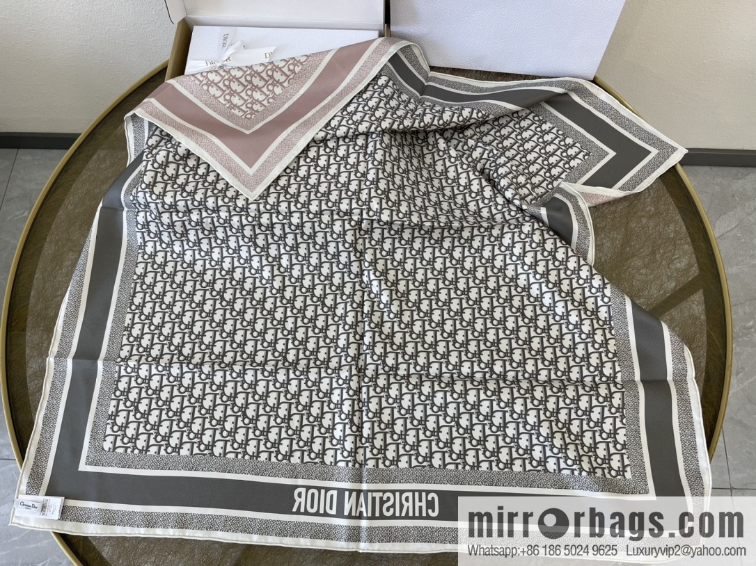 Dior D • Alphabet double-sided color matching gray rose powder square scarf