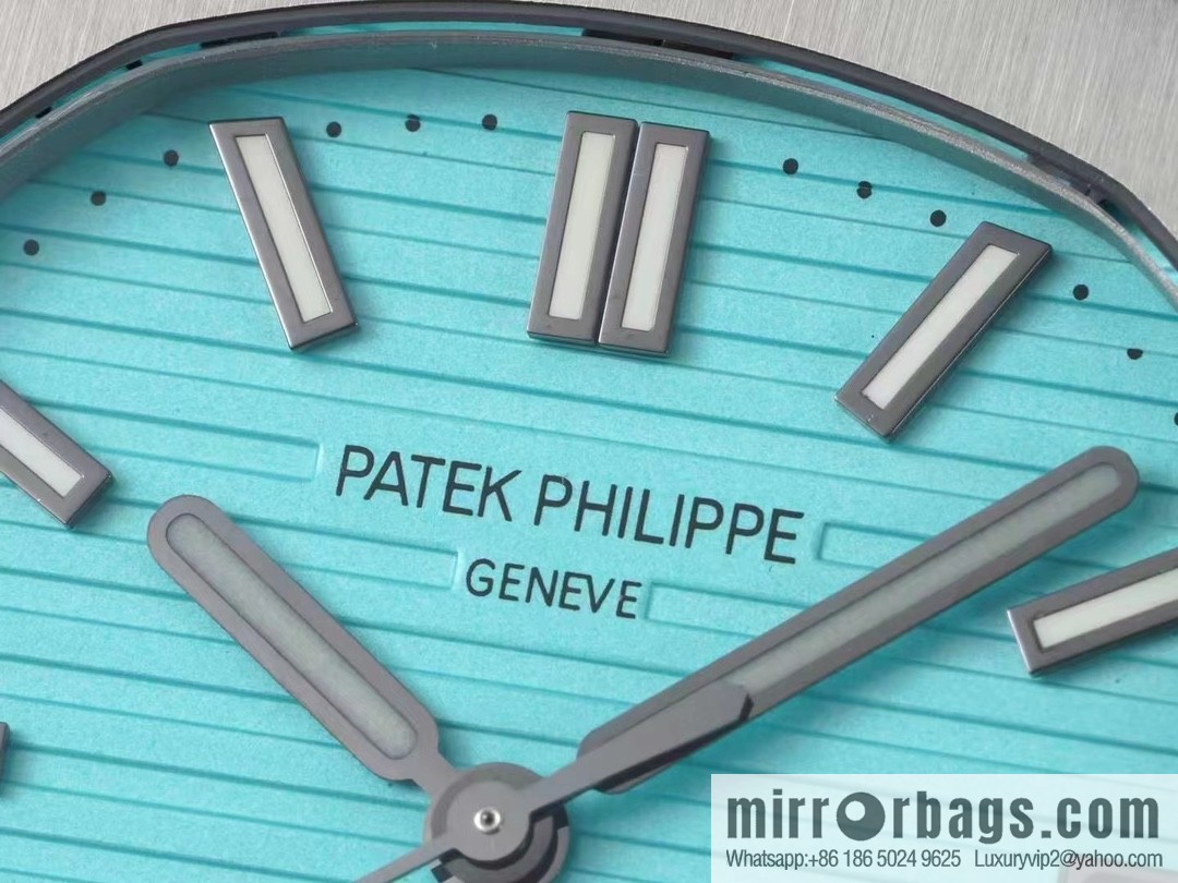 GR heritage boutique, launched the latest steel king Patek Philippe 5711_1P -001 NAutilus 40th anniversary watch
