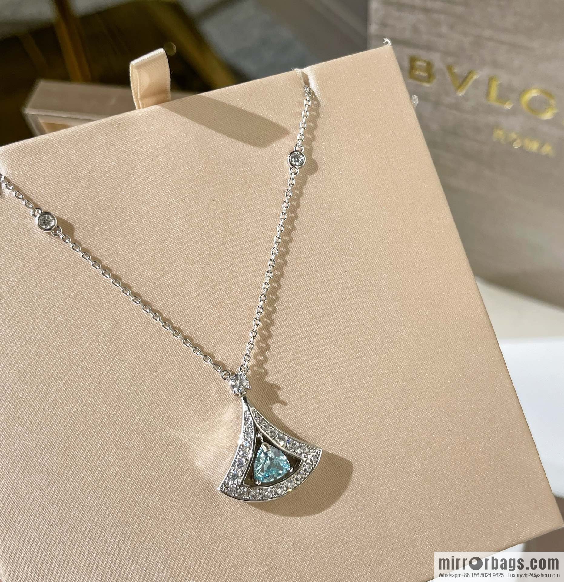 BVLGARI Bulgari new DIVAS 'DREAM sapphire fan necklace