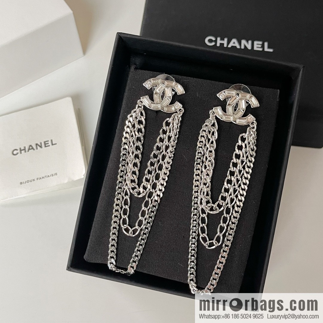 New ☑️ CHANEL Chanel double c square diamond tassel earrings