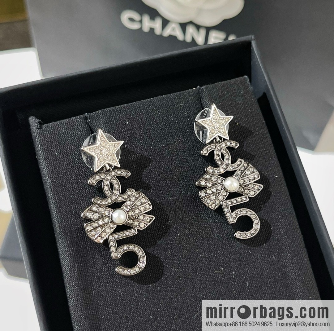 New ☑️ CHANEL Chanel double c star bow 5 word stud earrings
