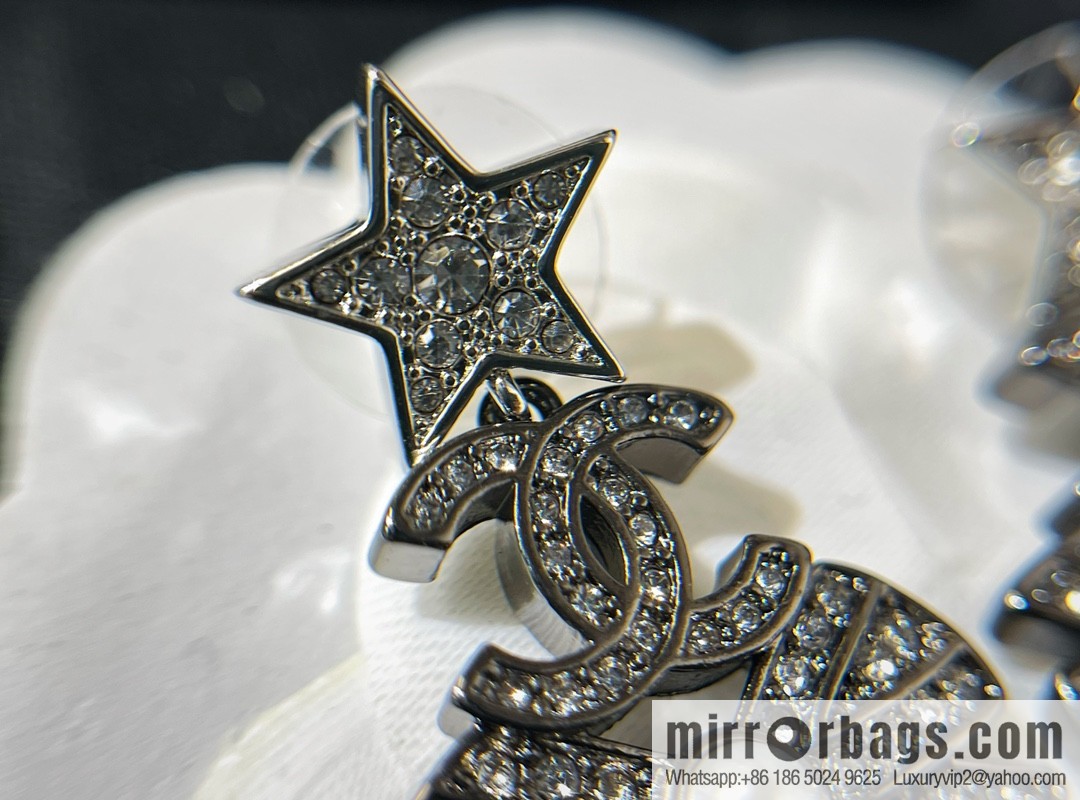 New ☑️ CHANEL Chanel double c star bow 5 word stud earrings