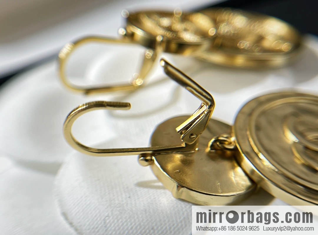 New ☑️ CHANEL Chanel double c ancient round gold coin stud earrings