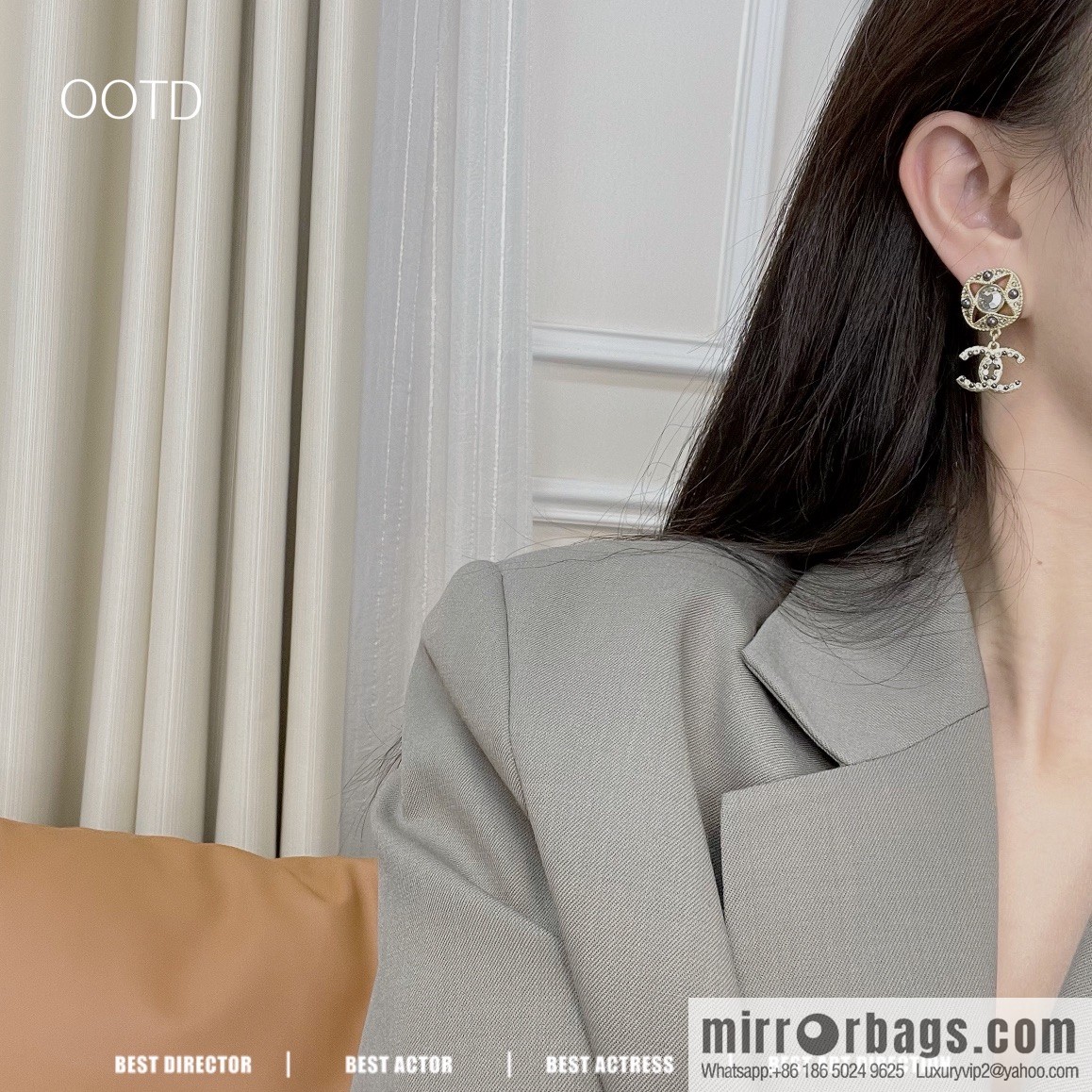 New ☑️ CHANEL Chanel double c stud earrings