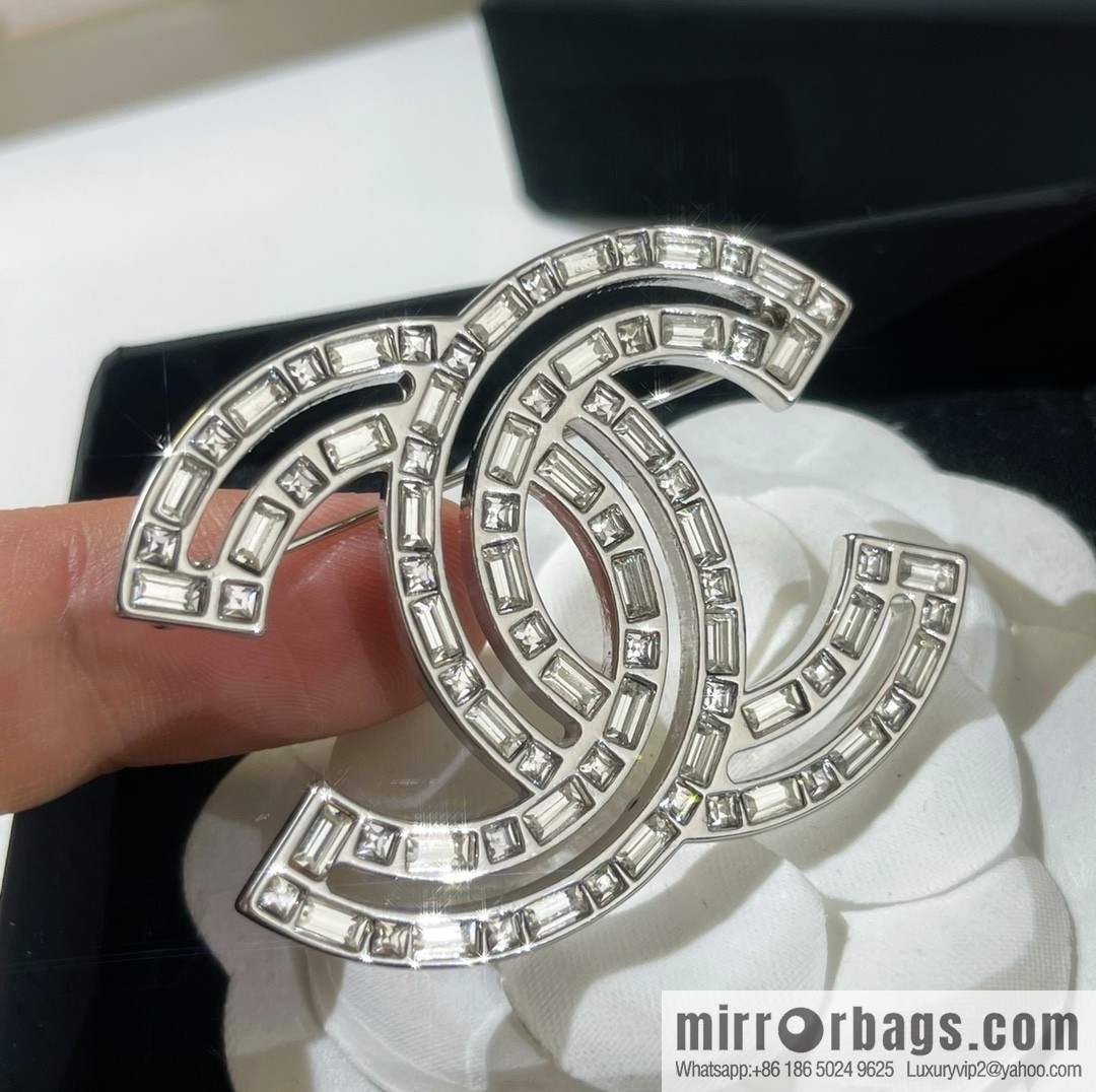 New ☑️ Chanel double c full diamond brooch