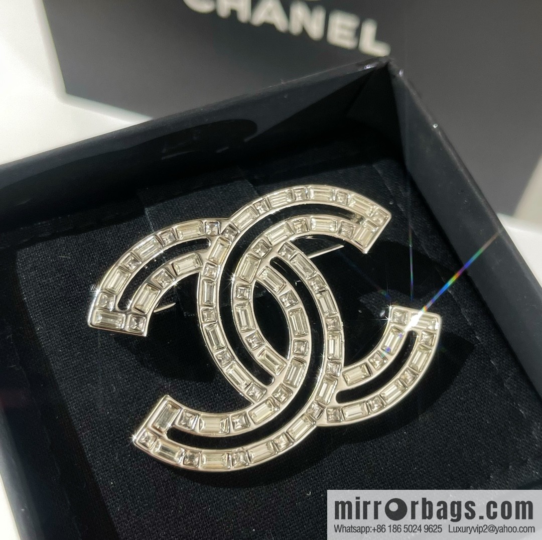New ☑️ Chanel double c full diamond brooch