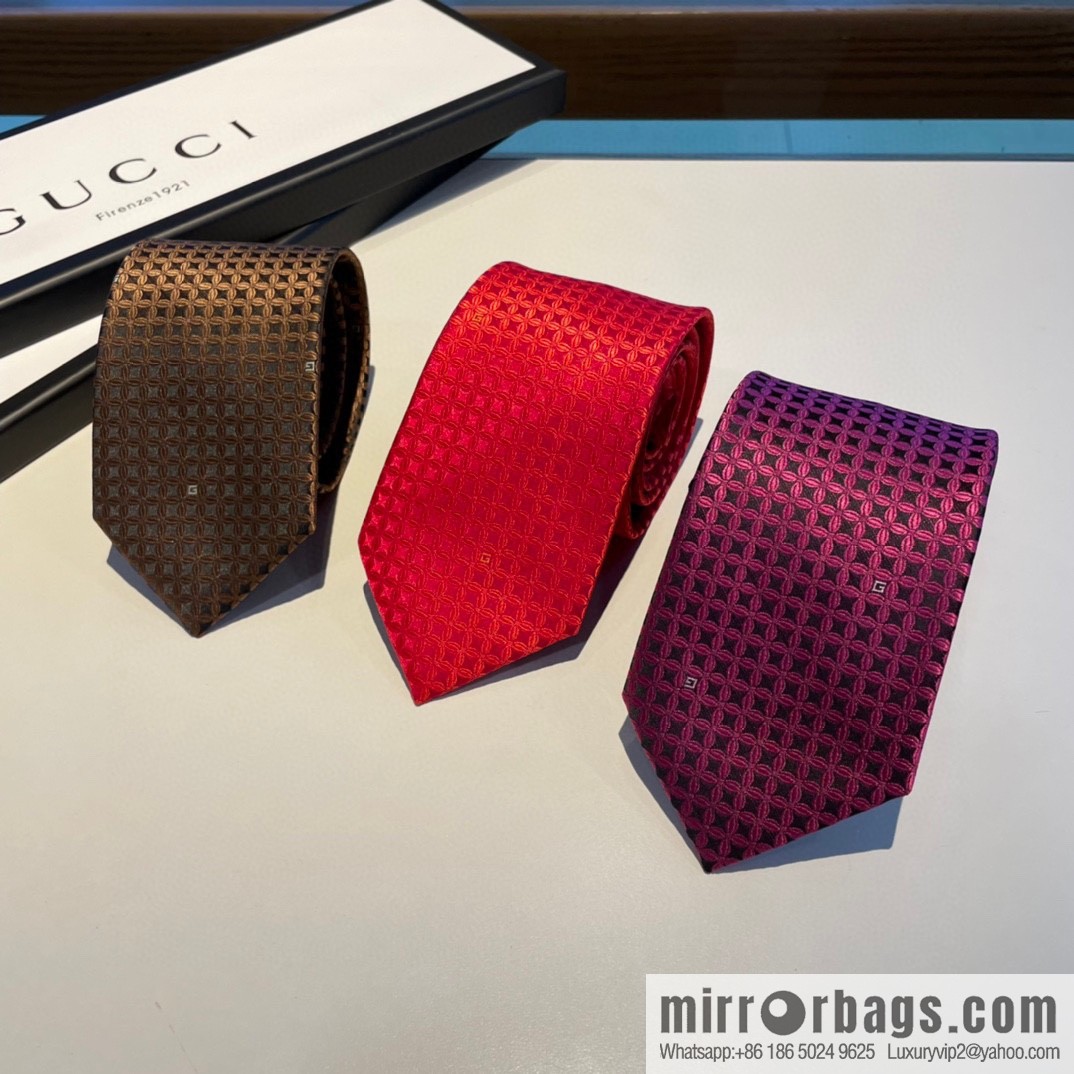 GUCCI Gucci 100% Top Jacquard Silk Men's Tie