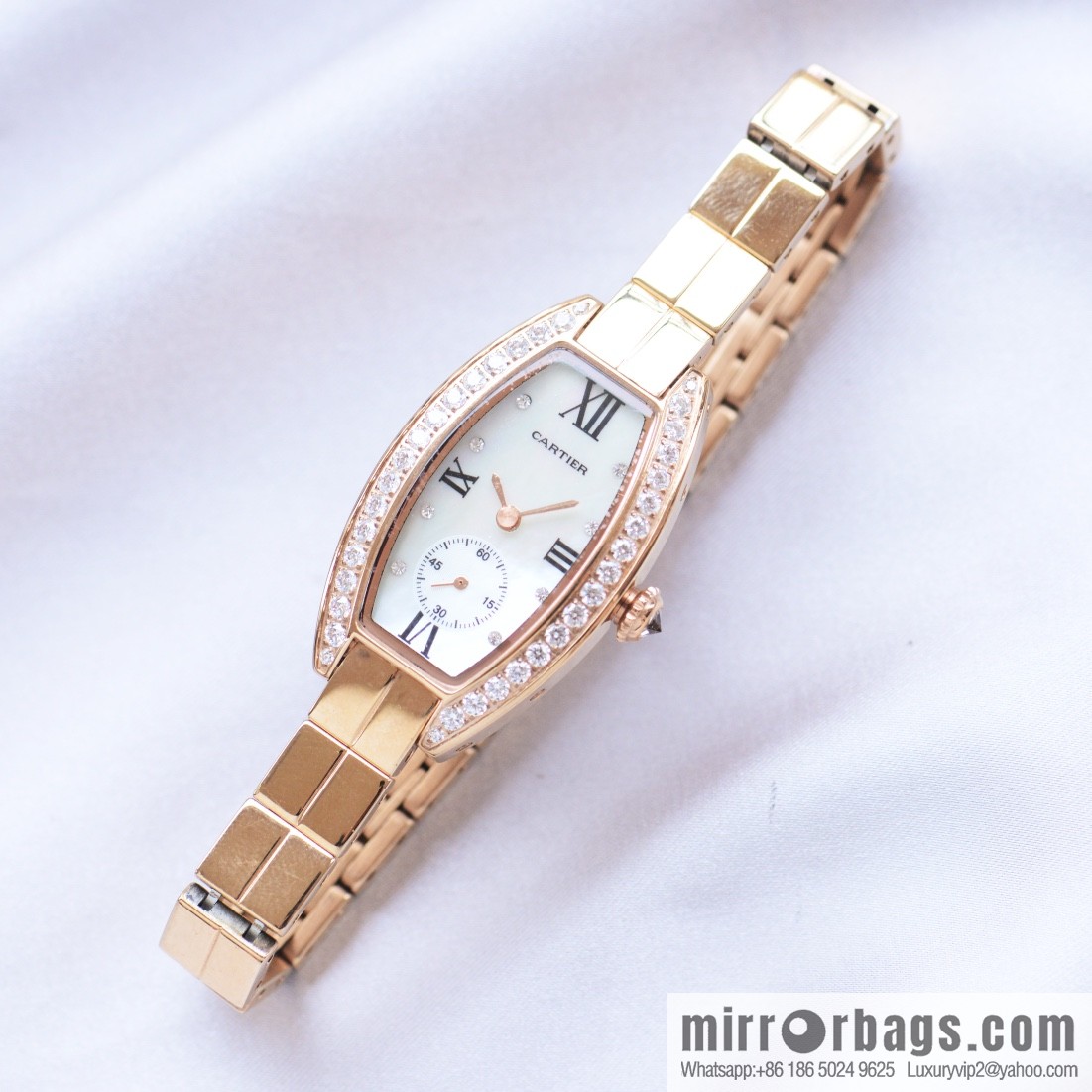 Cartier-CARTIER MINI wine barrel two and a half needle women's watch, imported quartz movement