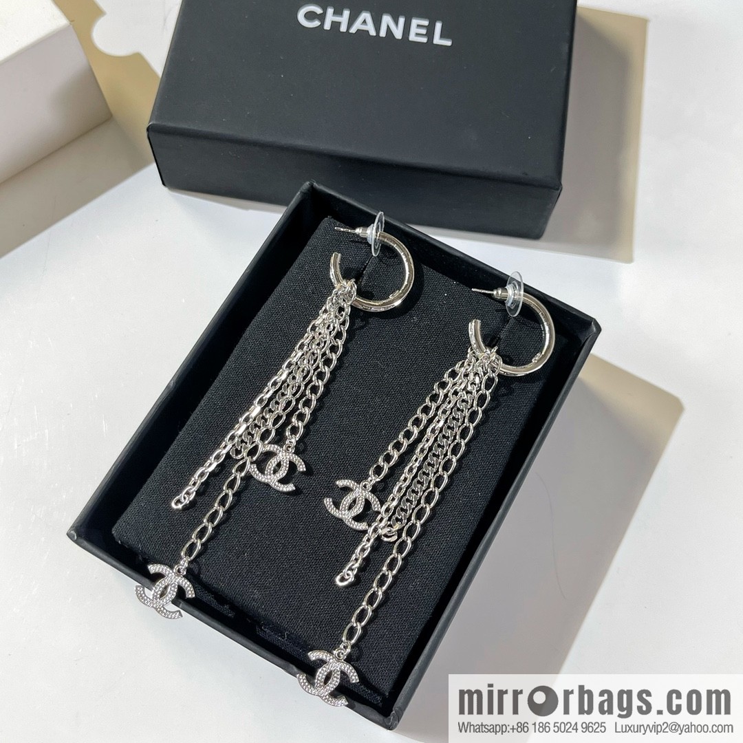 New ☑️ CHANEL Chanel double c fringed stud earrings