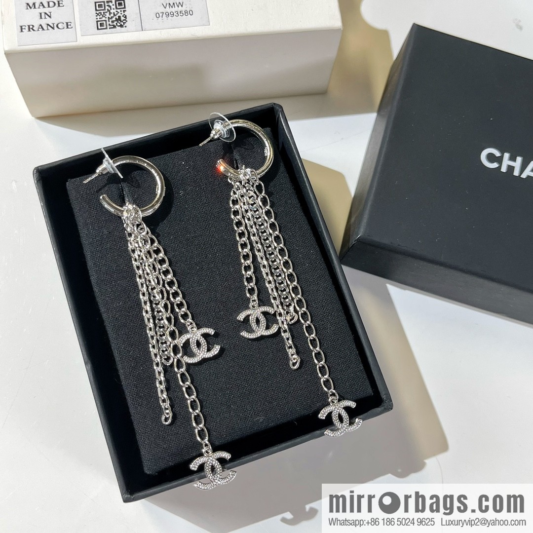 New ☑️ CHANEL Chanel double c fringed stud earrings