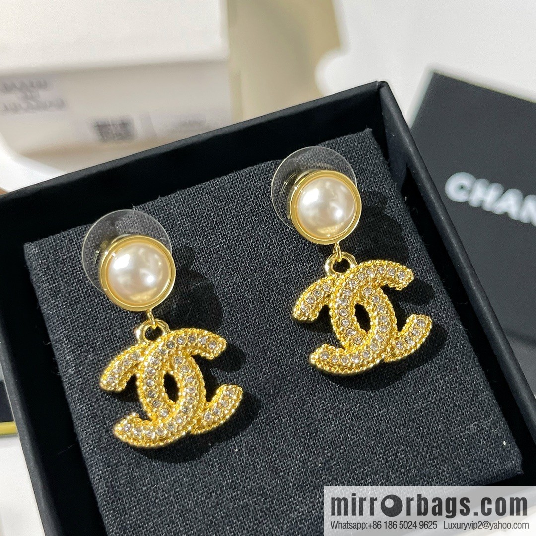 New ☑️ CHANEL Chanel wheat ear double c pearl stud earrings
