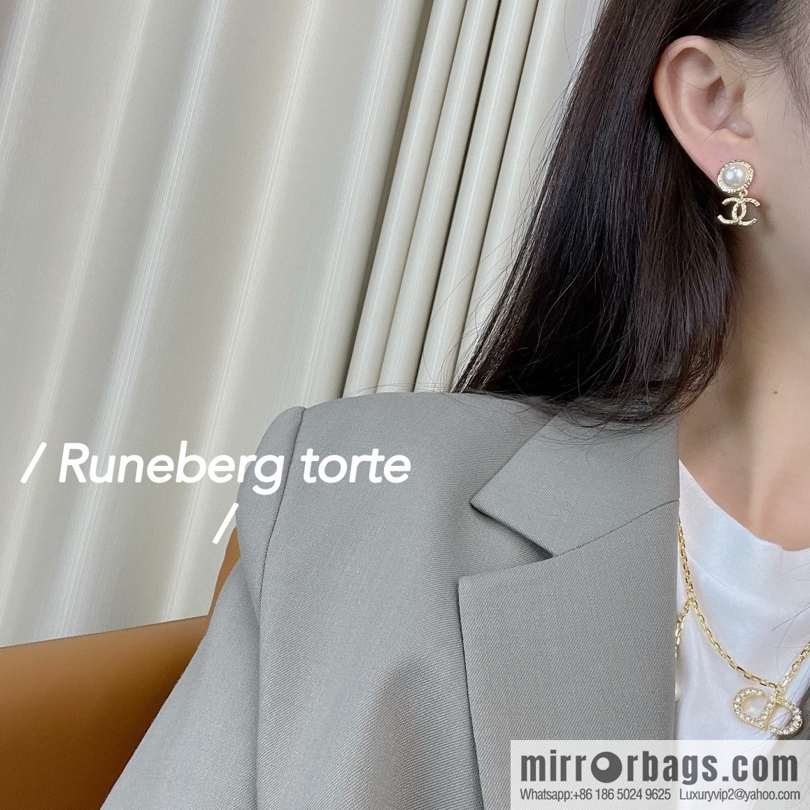 New ☑️ CHANEL Chanel double c pearl stud earrings