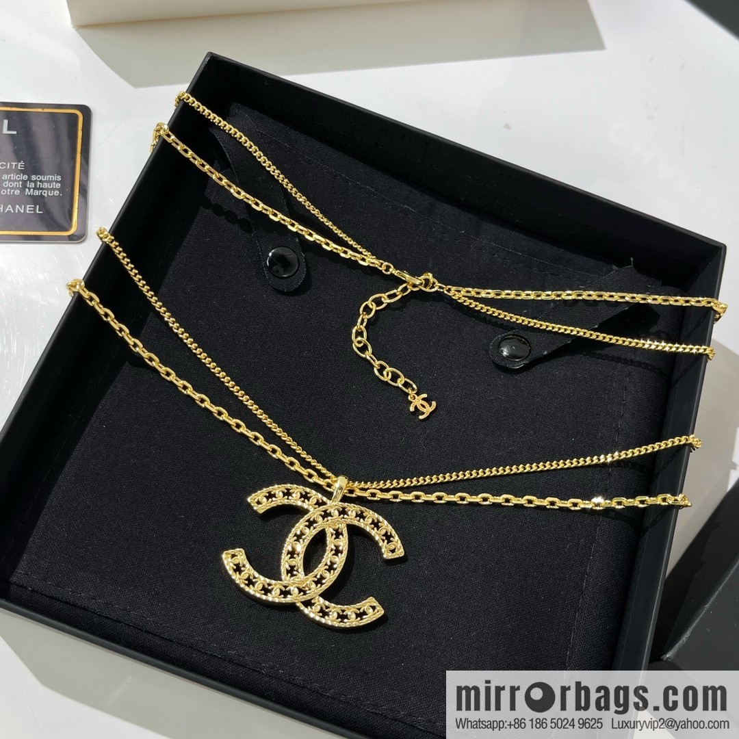 New ☑️ CHANEL Chanel double layer double c cut-out necklace
