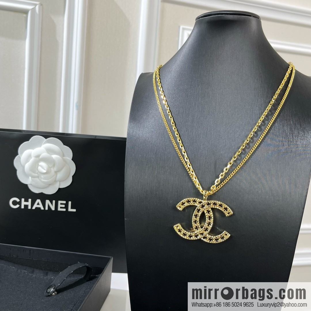 New ☑️ CHANEL Chanel double layer double c cut-out necklace