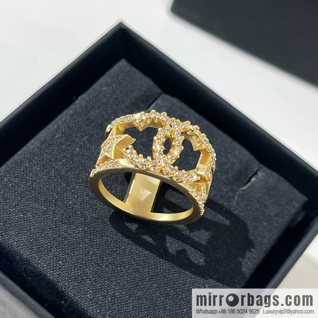 New ☑️ CHANEL Chanel cut-out double c star 5 character full diamond ring
