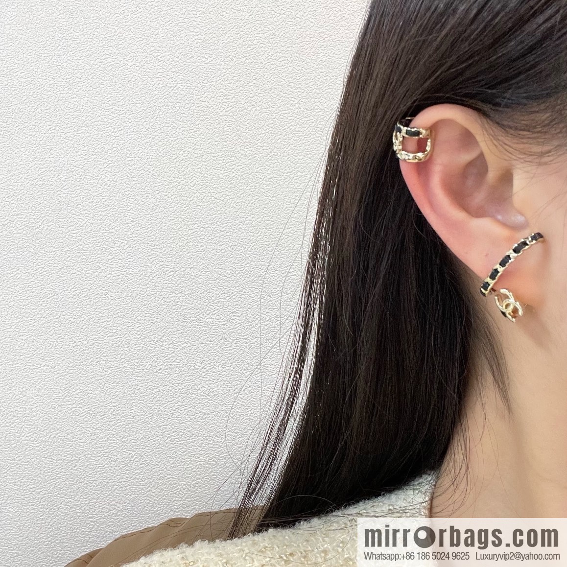 New ☑️ CHANEL Chanel black leather rope double c asymmetrical stud earrings clip