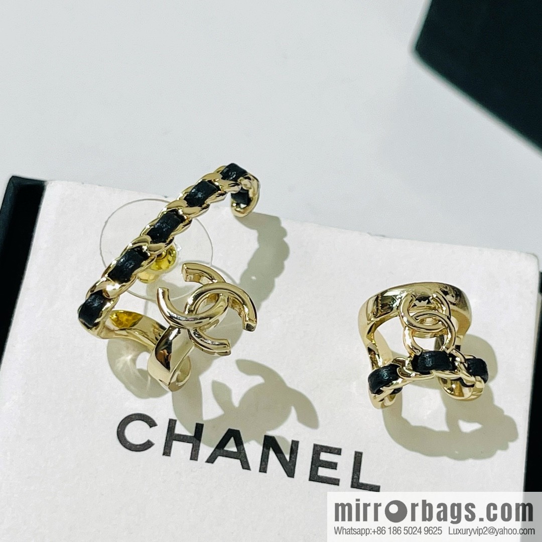 New ☑️ CHANEL Chanel black leather rope double c asymmetrical stud earrings clip