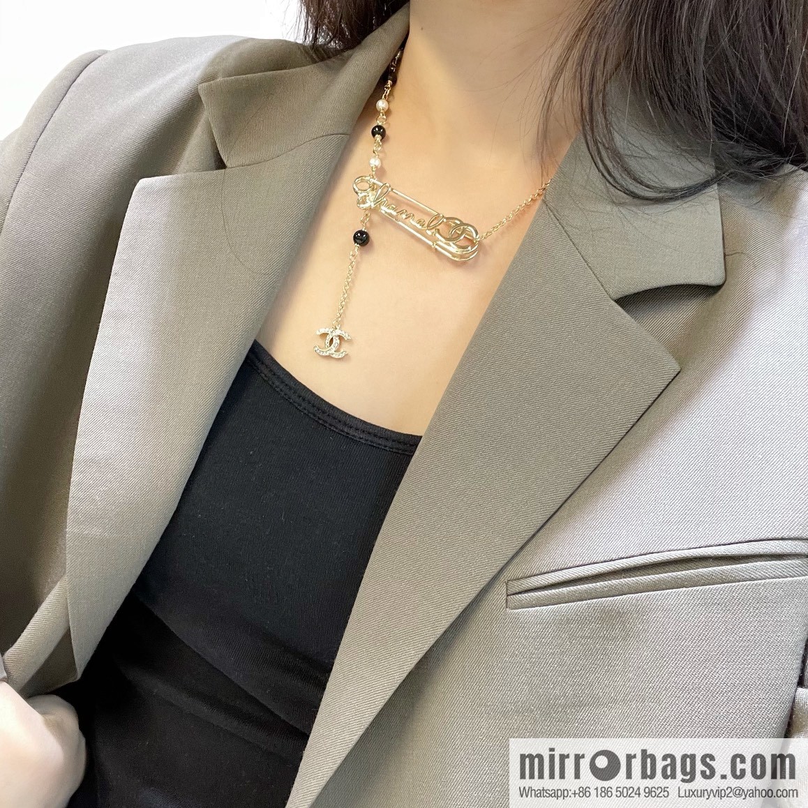 New ☑️ CHANEL Chanel double c fringed pearl pin 🧷 necklace