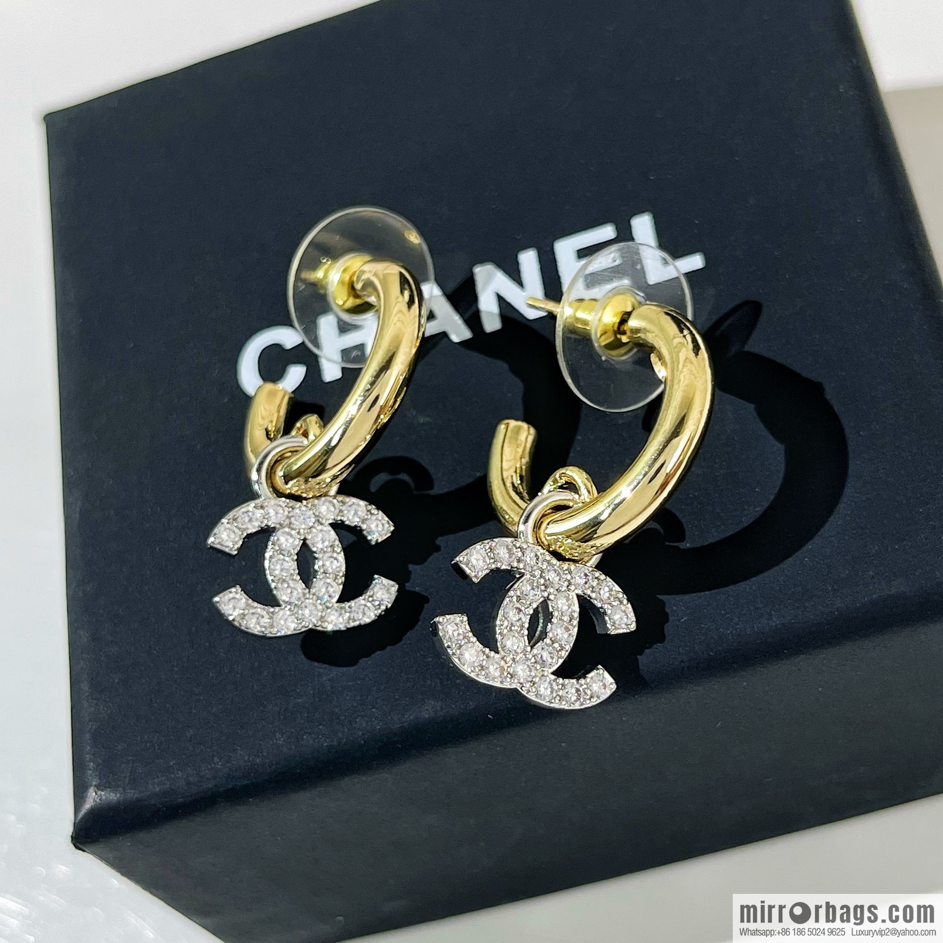 New ☑️ CHANEL Chanel full diamond double c stud earrings