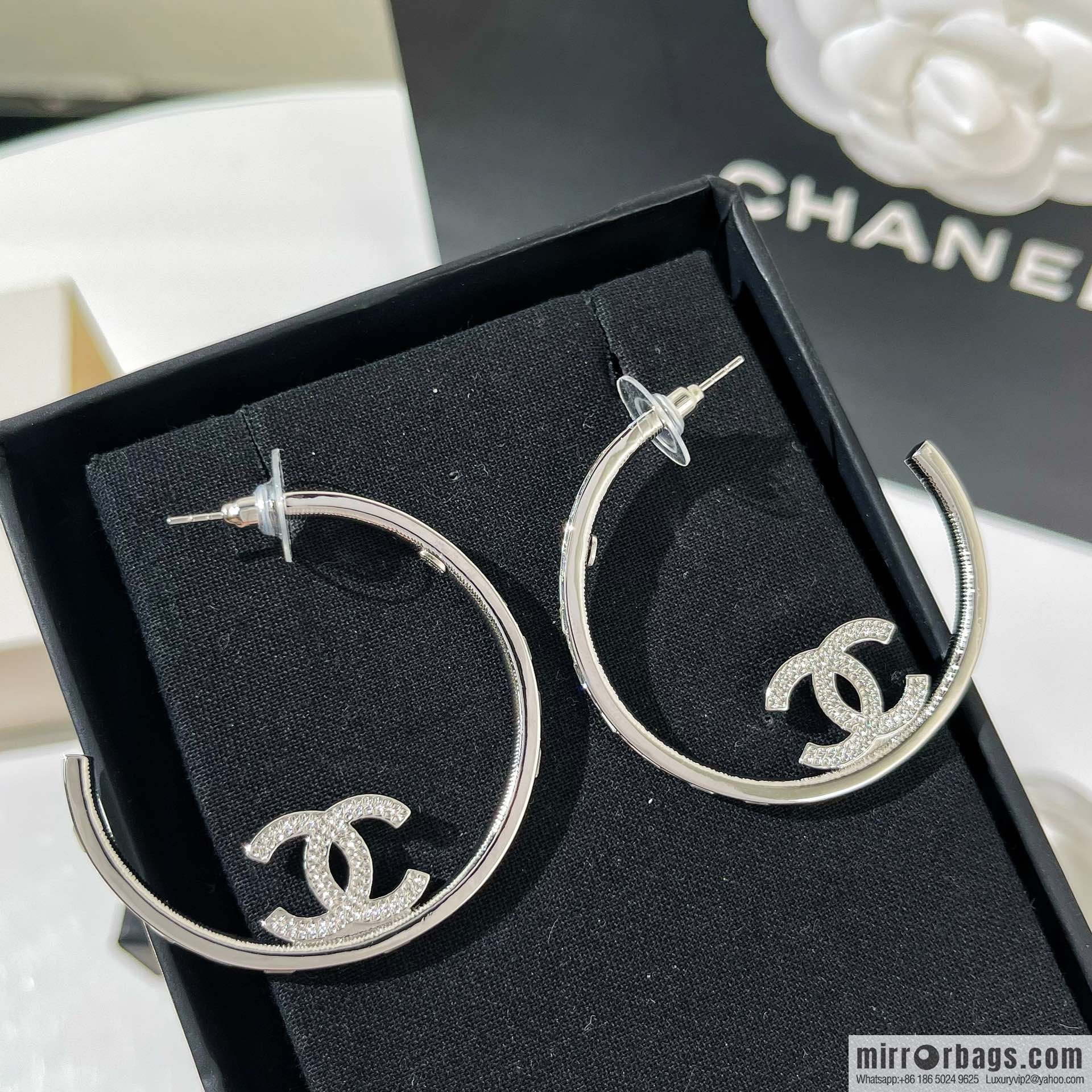 New ☑️ CHANEL Chanel full diamond double c stud earrings