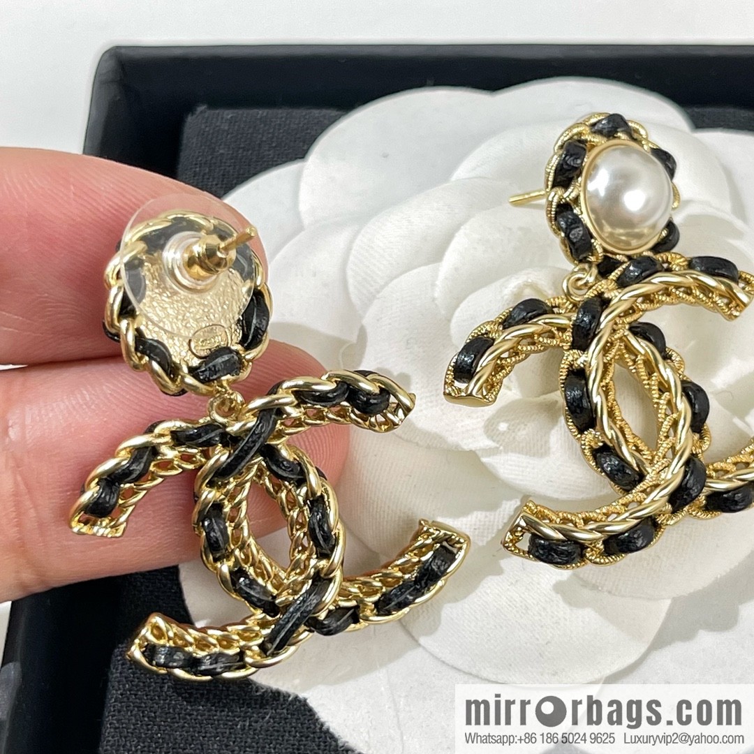 New ☑️ CHANEL Chanel double c black leather rope stud earrings