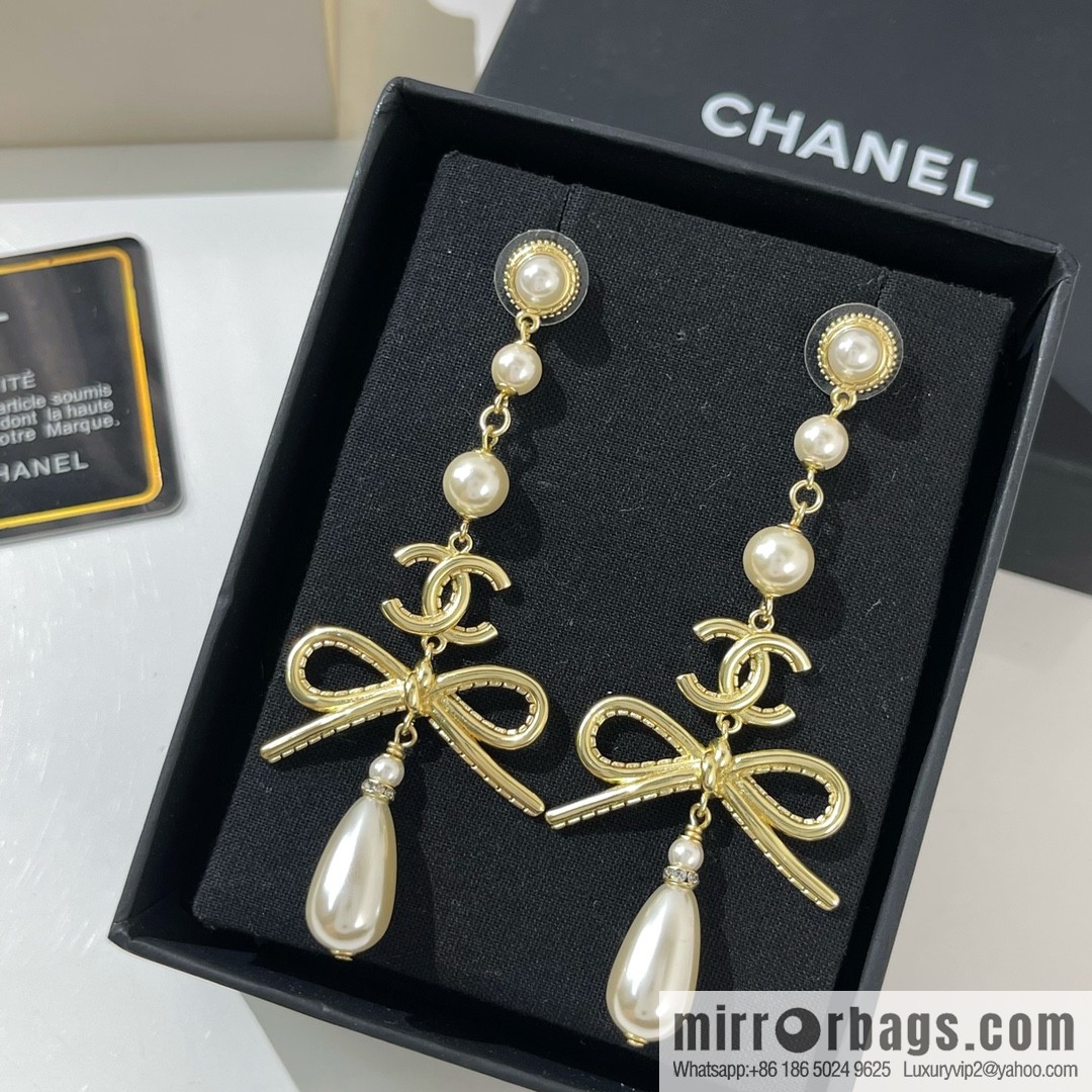 New ☑️ CHANEL Chanel gold double c bow, stud earrings