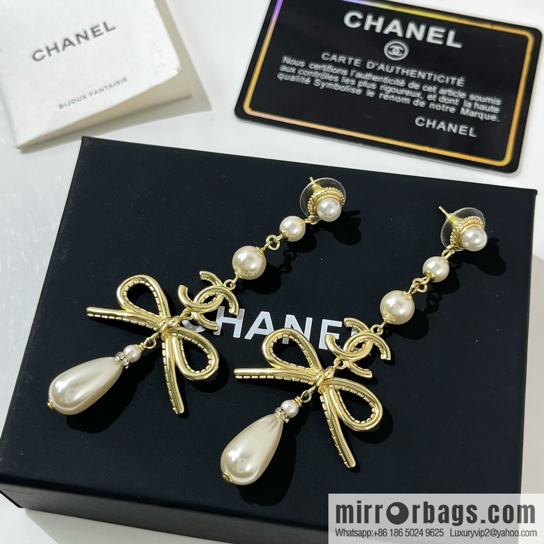 New ☑️ CHANEL Chanel gold double c bow, stud earrings