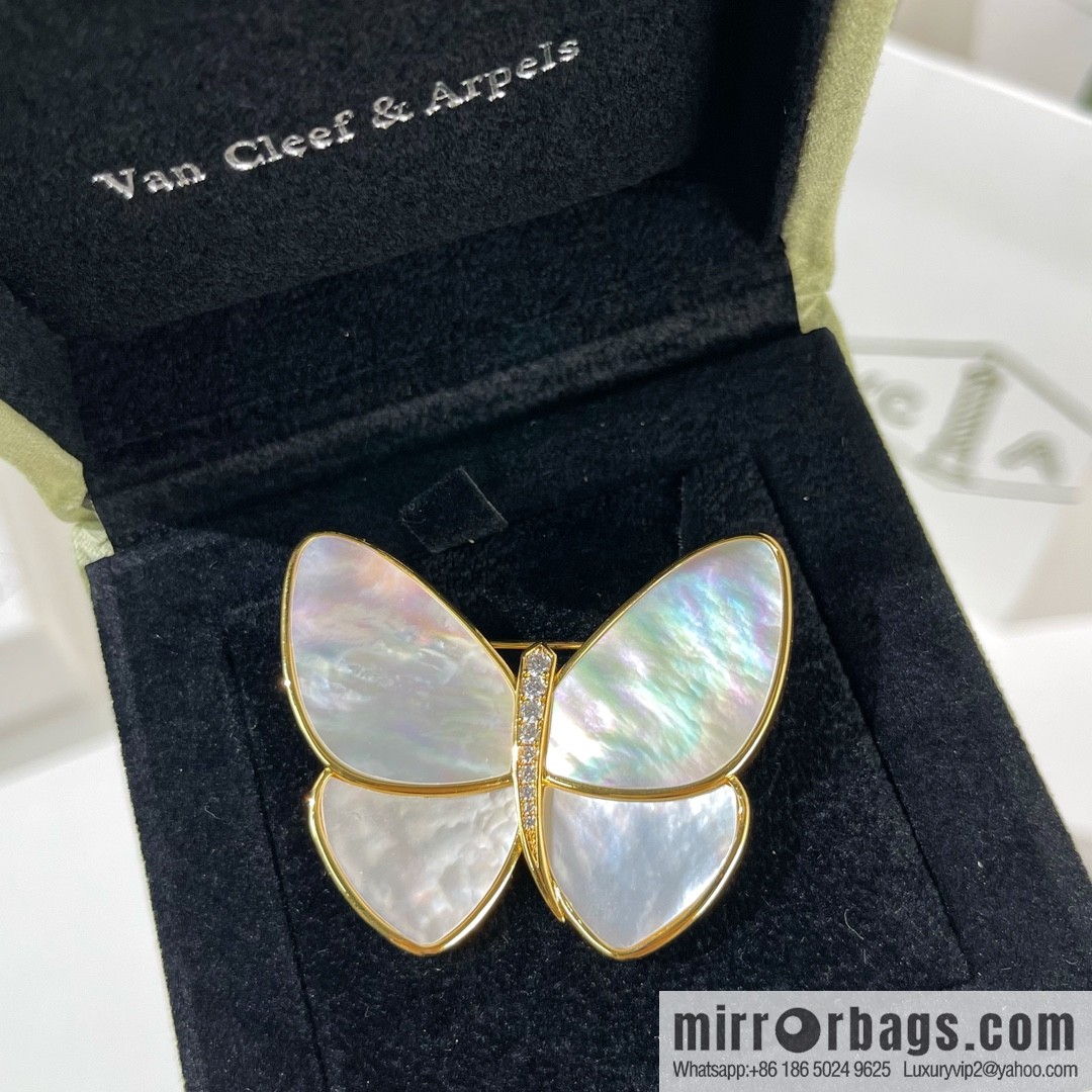 Van Cleef & Arpels White shells, grey shells, butterfly brooch