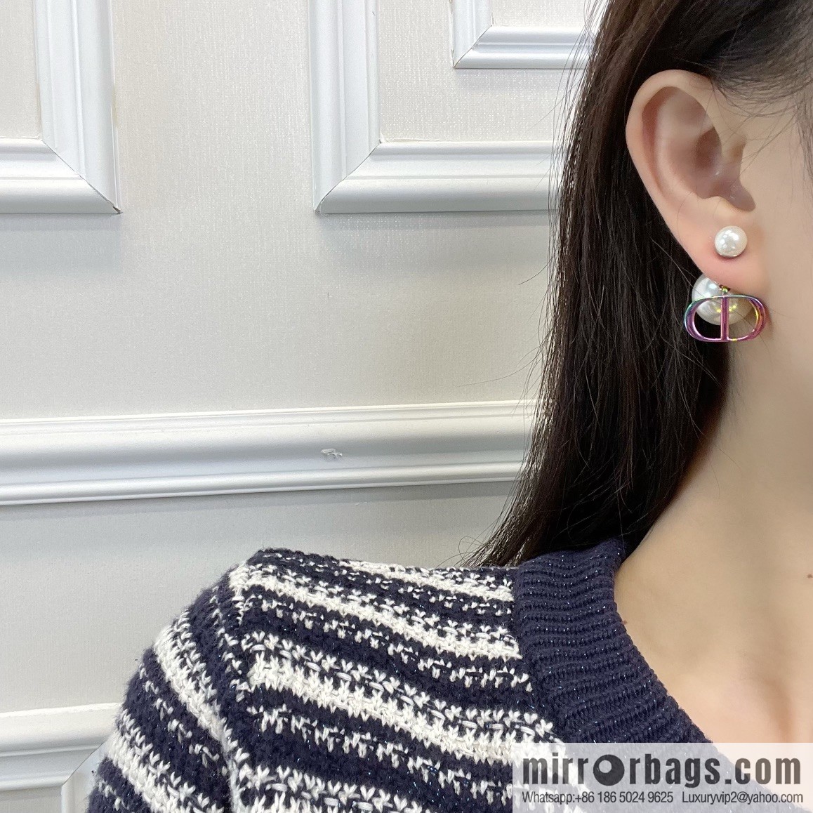 New ☑️ DIOR Dior CD size pearl stud earrings