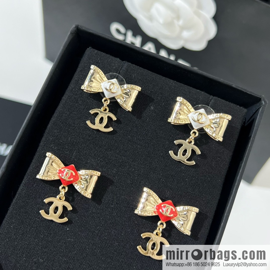 New ☑️ CHANEL Chanel double c bow stud earrings