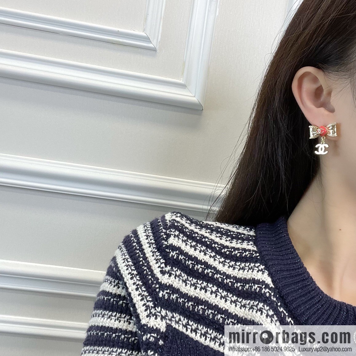 New ☑️ CHANEL Chanel double c bow stud earrings