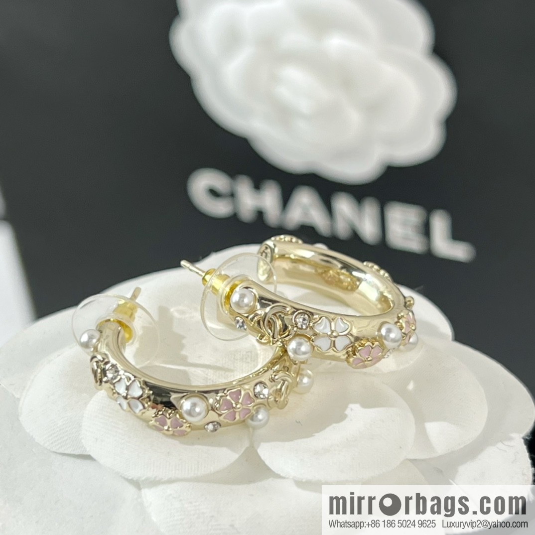 New ☑️ CHANEL Chanel double c camellia stud earrings