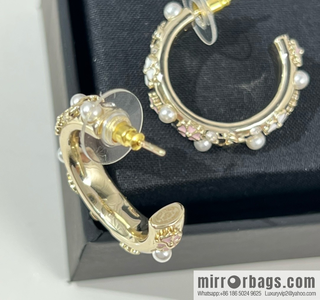 New ☑️ CHANEL Chanel double c camellia stud earrings