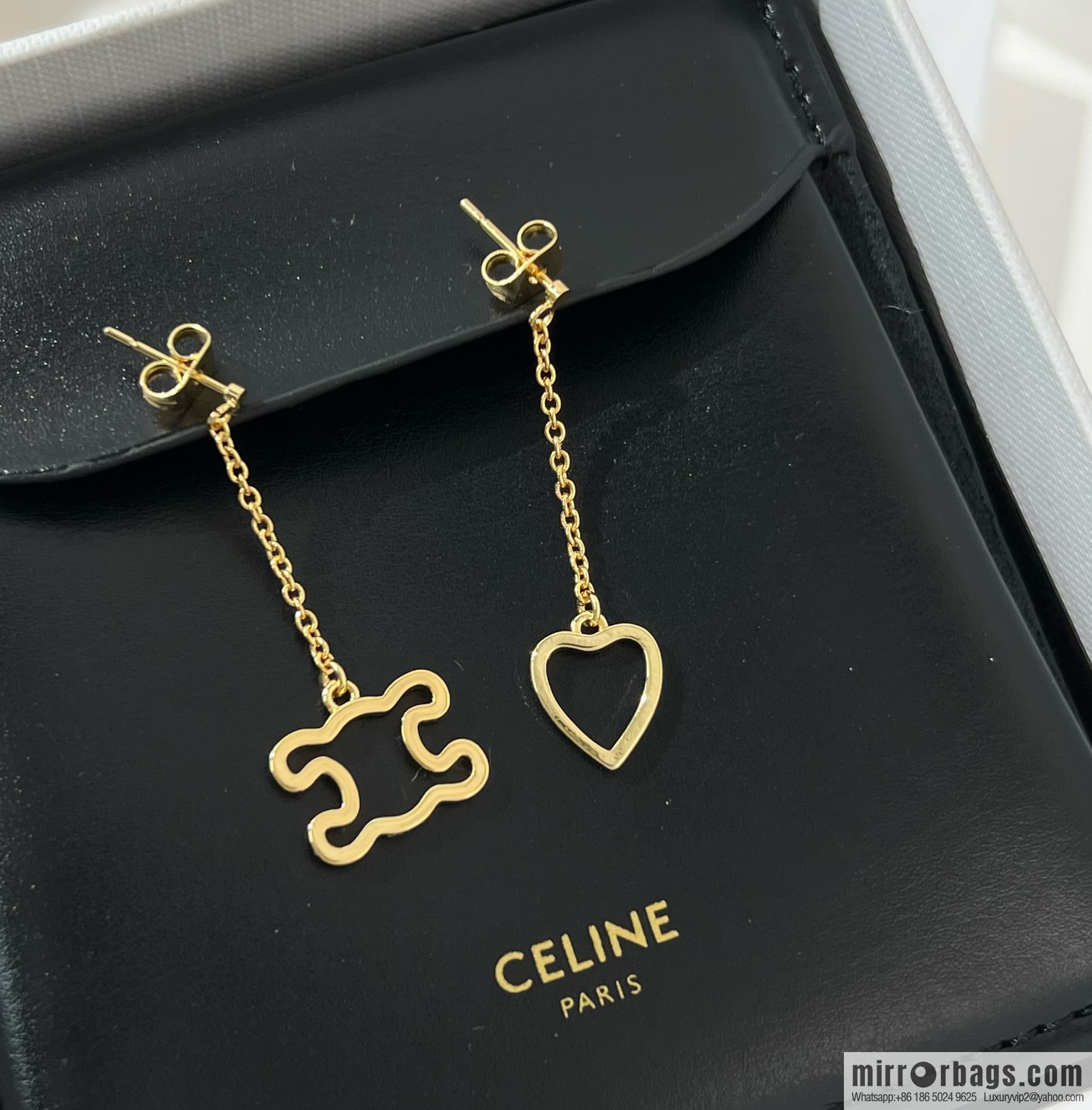 Celine Arc de Triomphe bracelet