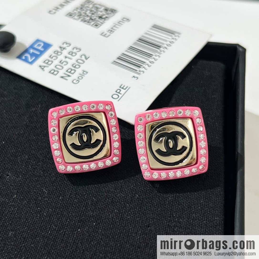 New ☑️ CHANEL Chanel double c acrylic stud earrings