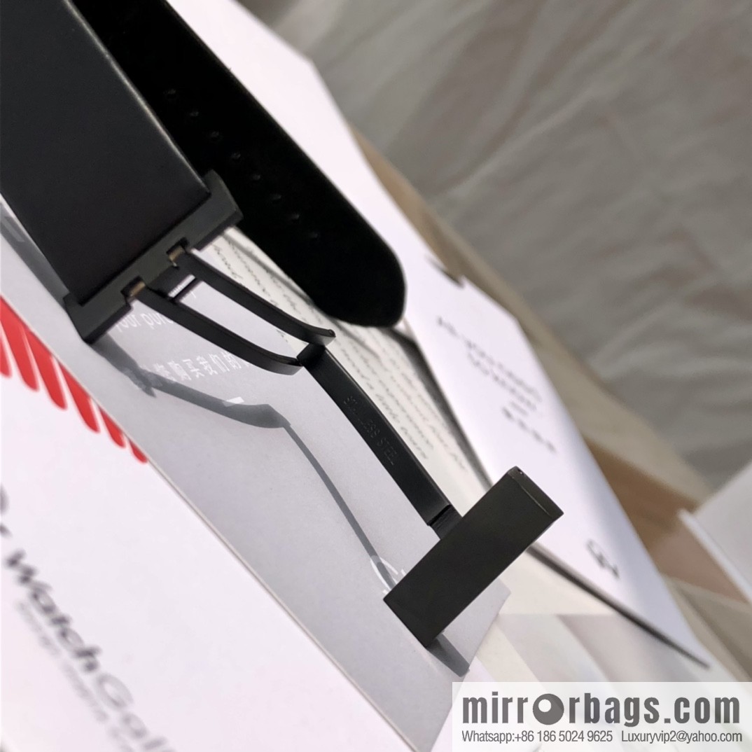Issey Miyake! Original order quartz watch